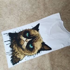 Camiseta Gato Enojado